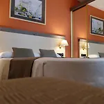 Hotel Petit Palace Trencadis 4*