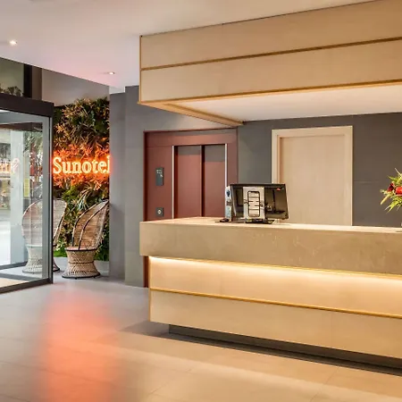 Hotel Petit Palace Trencadis Barcelona
