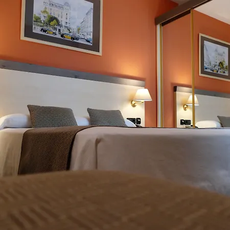 Hotel Petit Palace Trencadis 4*
