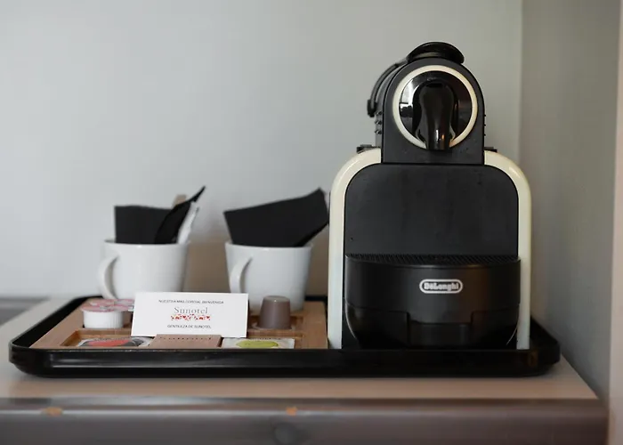 מלון Petit Palace Trencadis 4*