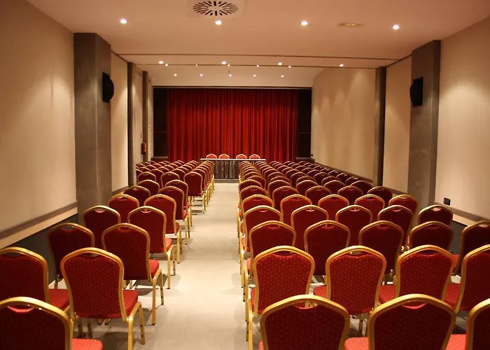 Petit Palace Trencadis מלון