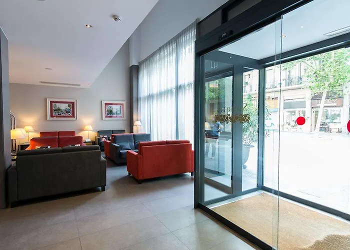 Petit Palace Trencadis 4*