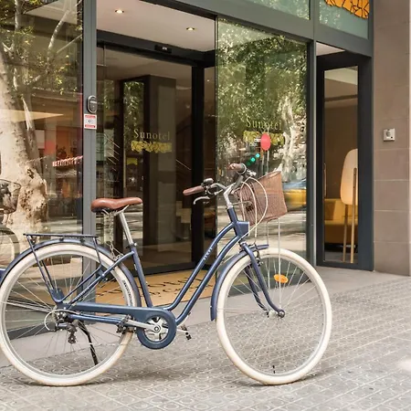 Petit Palace Trencadis 4*